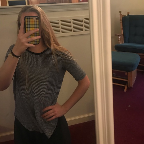 simple & cute striped blouse! casual & comfy! - Picture 2 of 2